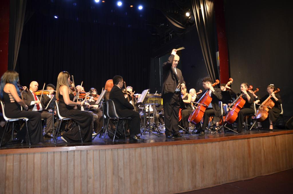 Orquestra Carlos Gomes Assis