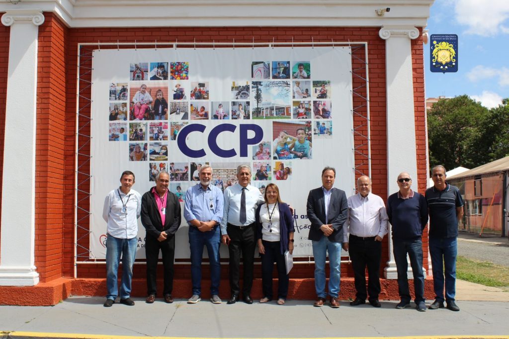 Sereníssimo Grão-Mestre Jorge Haddad visita a Casa da Criança Paralítica (CCP) de Campinas